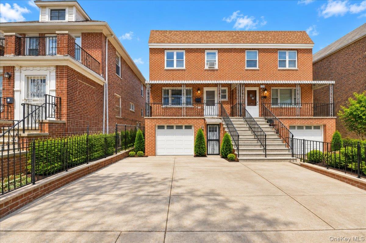 1850 Radcliff Ave