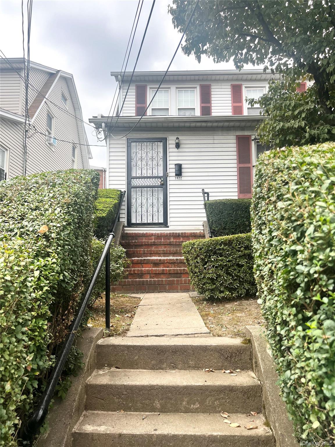 3922 Dyre Ave Unit 2