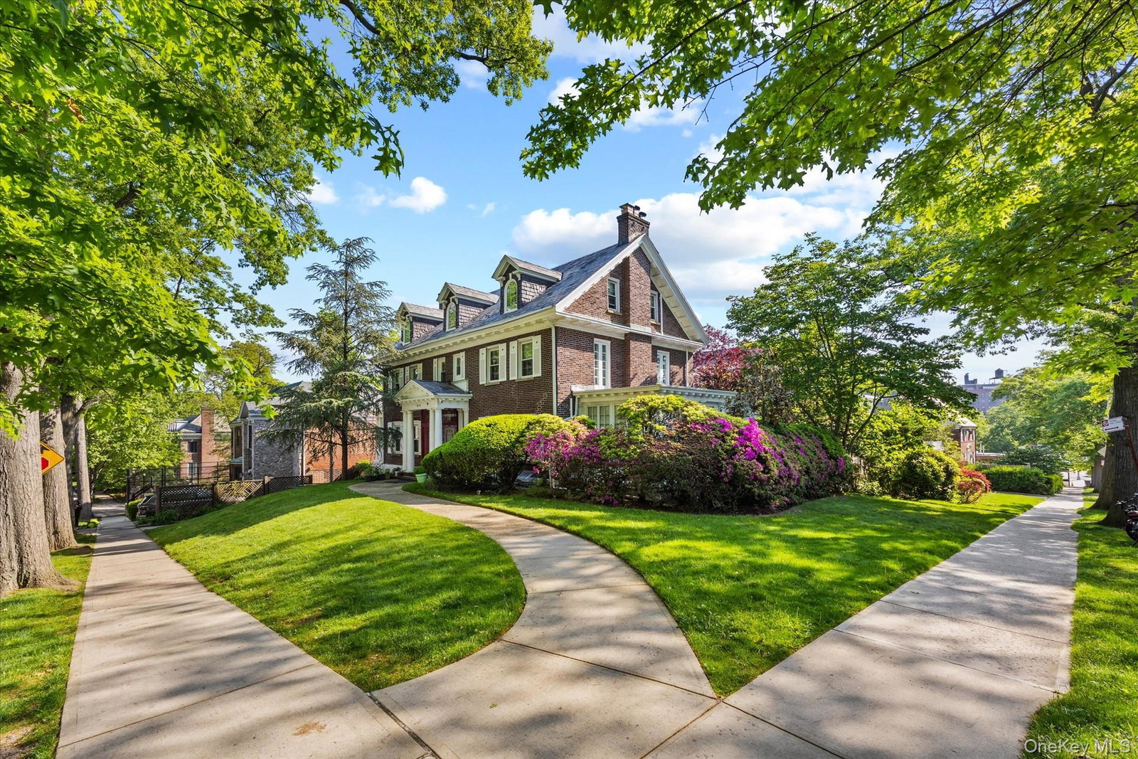 8273 Beverly Rd