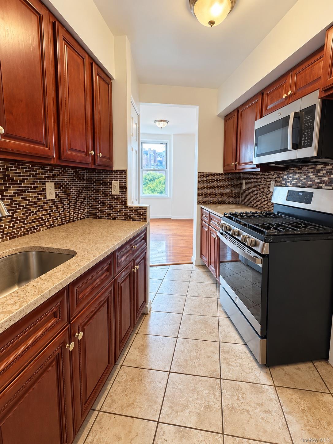 8616 60th Ave Unit 4D