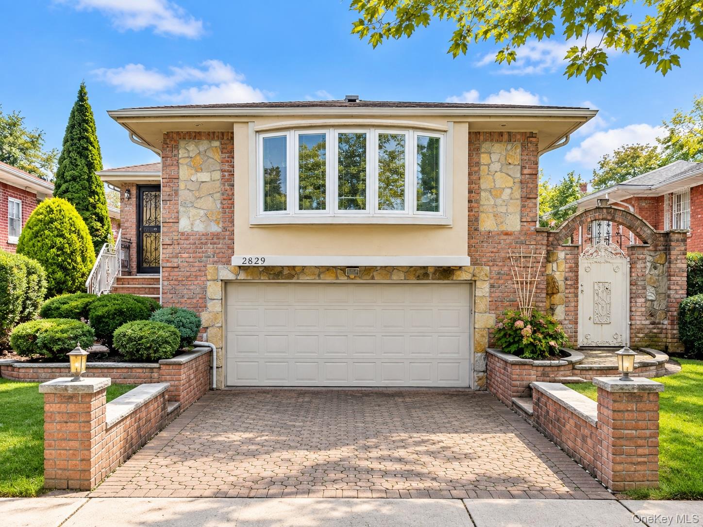 2829 Clearview Expy
