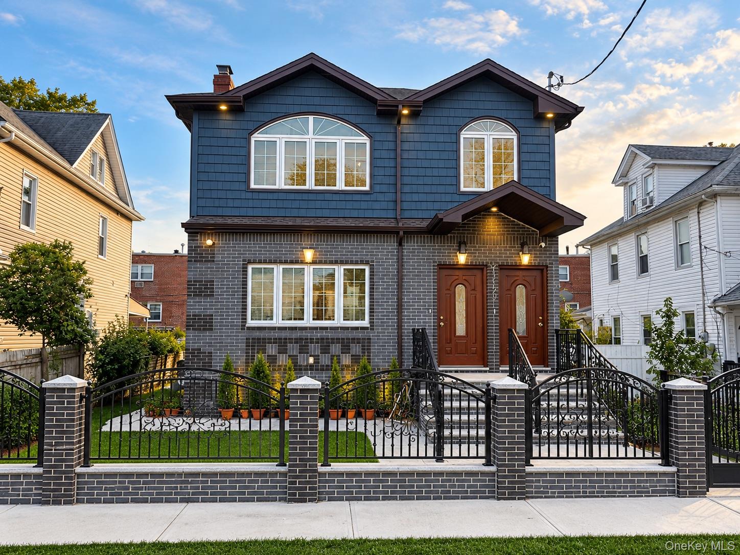 21720 100th Ave Unit 1