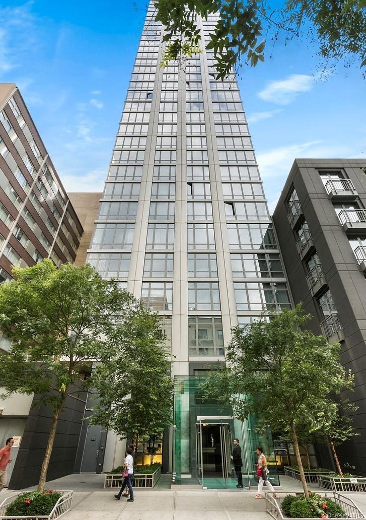 310 W 52nd Street Unit 35A