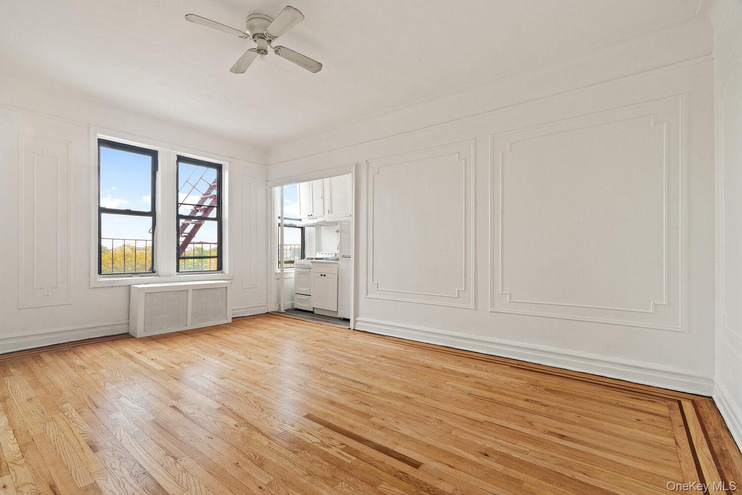 44-14 Newtown Road Unit 5G