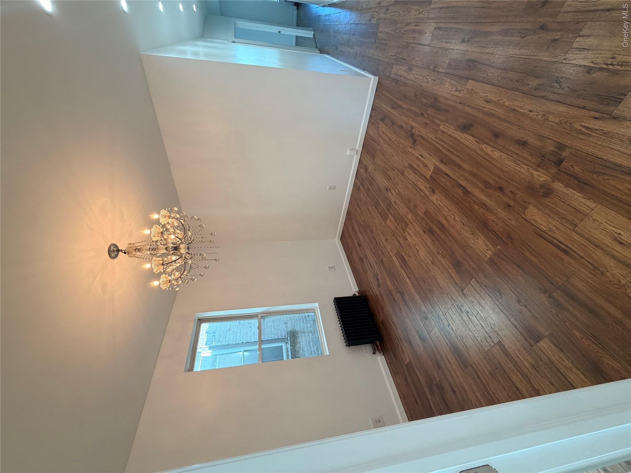 1226 Saint Lawrence Ave Unit 2