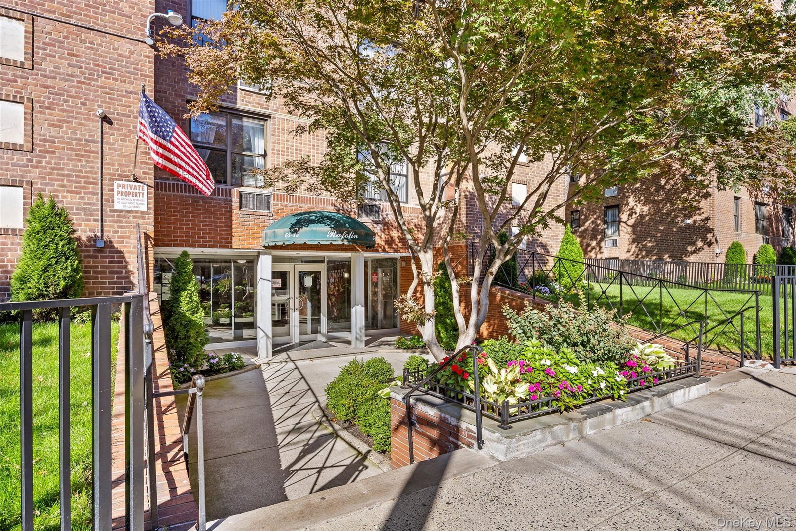 6515 38th Ave Unit 5Z