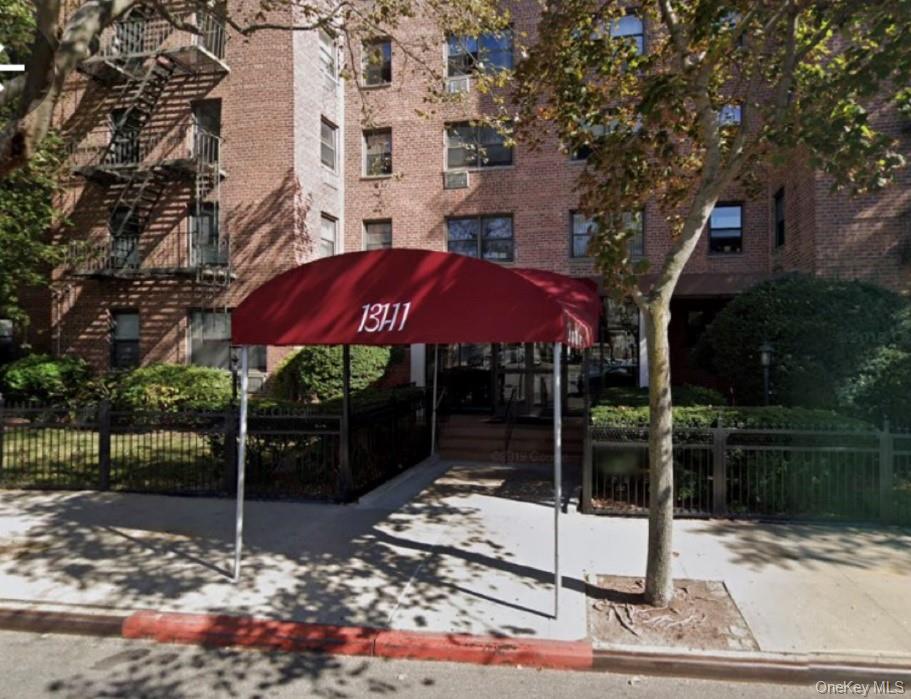 13111 Kew Gardens Rd Unit 1D