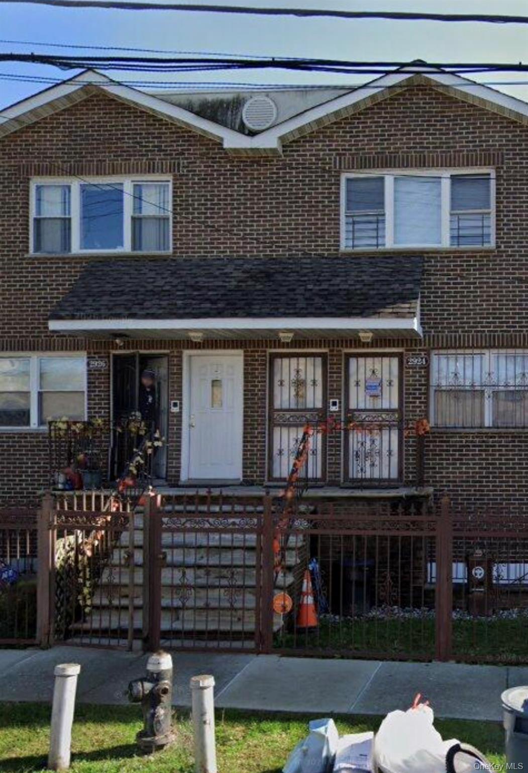 2924 Ely Ave