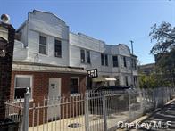 289 Etna St