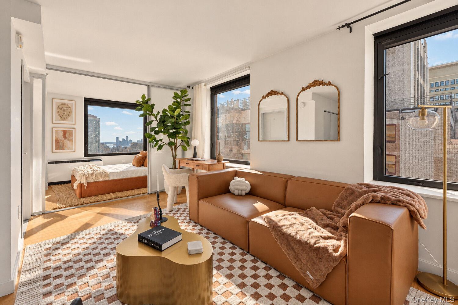 100 W 39th Street Unit 43J