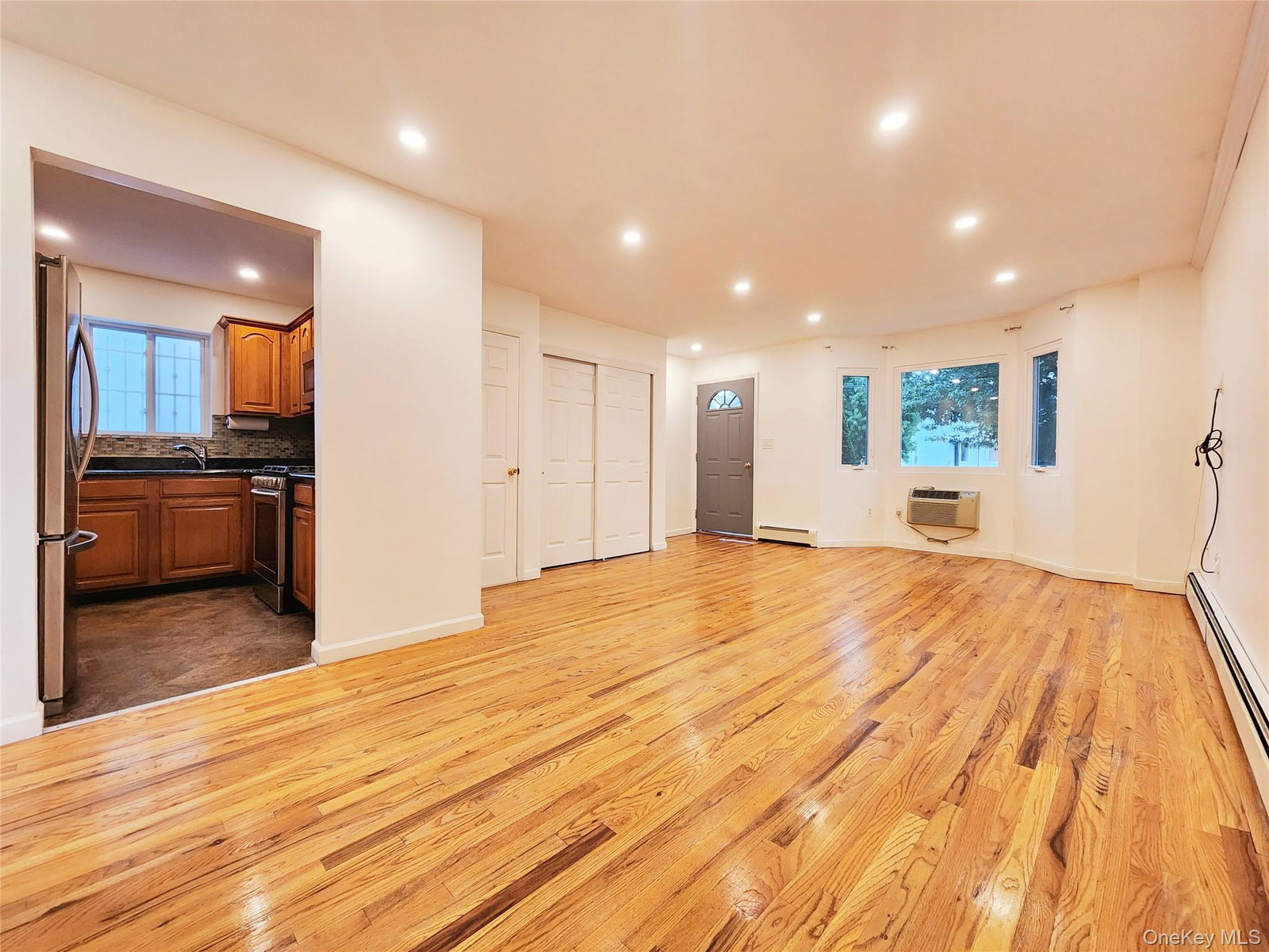 9408 89th Ave Unit 1st