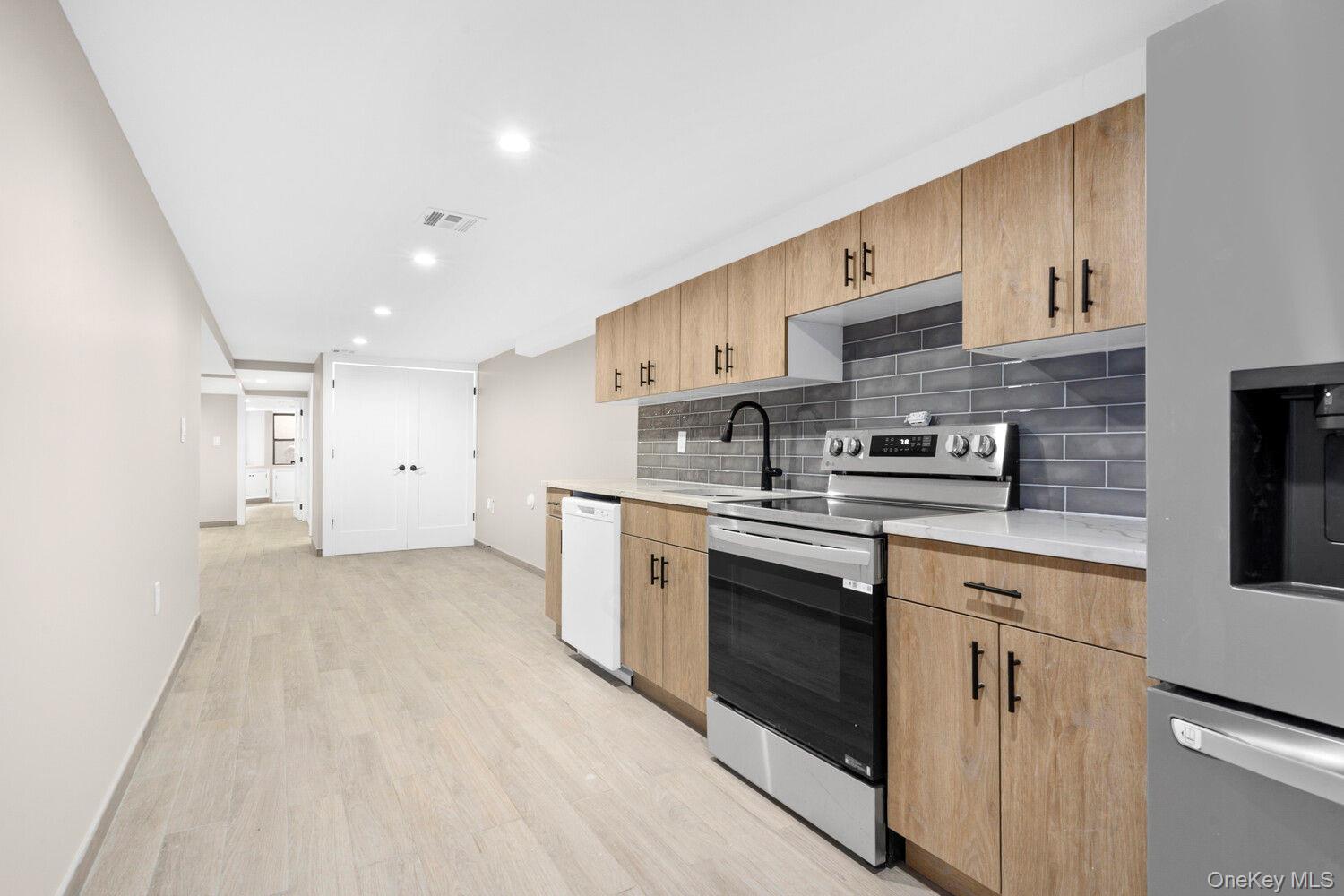 964 St Johns Place Unit 1B
