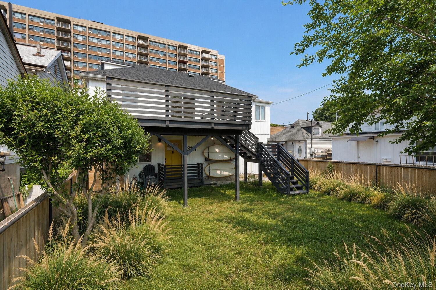318A Beach 101st Street