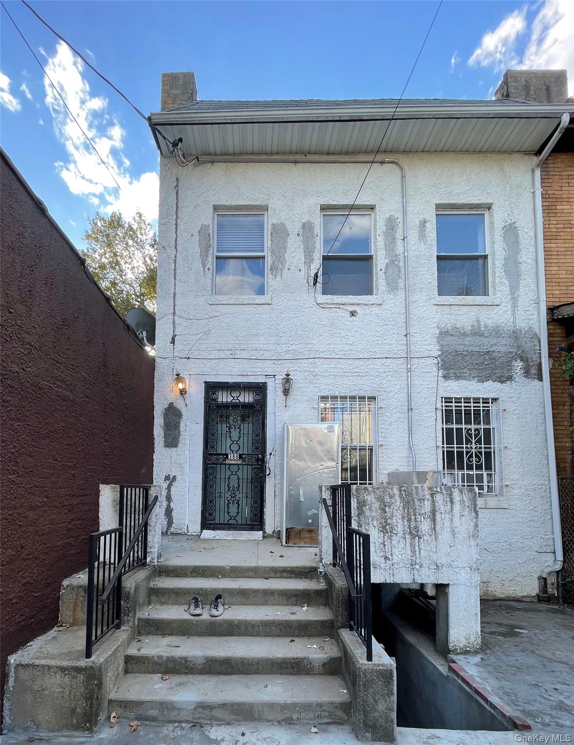 388 Atkins Ave Unit 2B