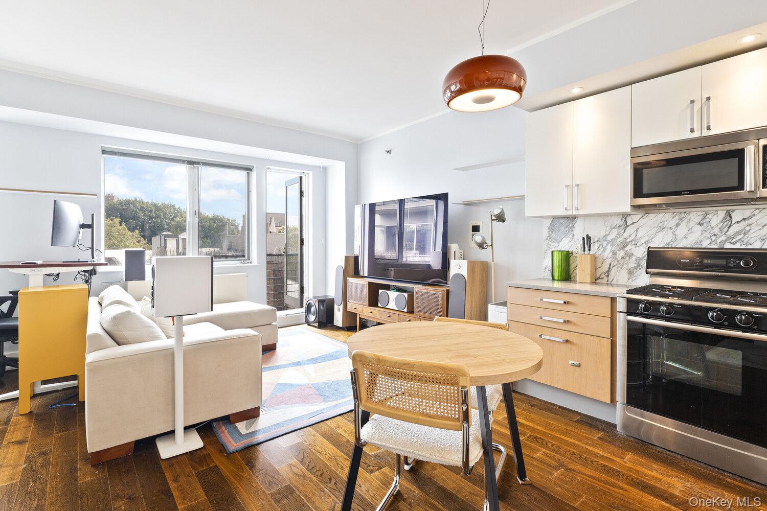 100 Maspeth Ave Unit 5N