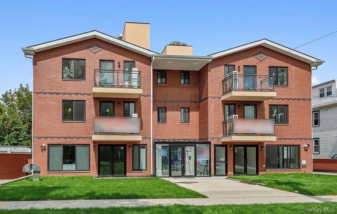 21411 35th Ave Unit 3C