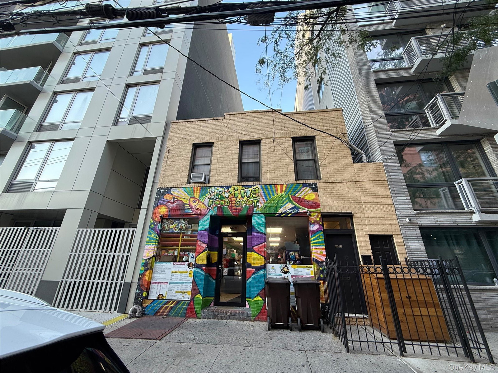 1421 Broadway