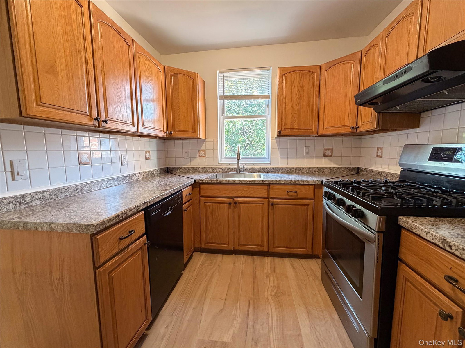 3232 60th St Unit 2