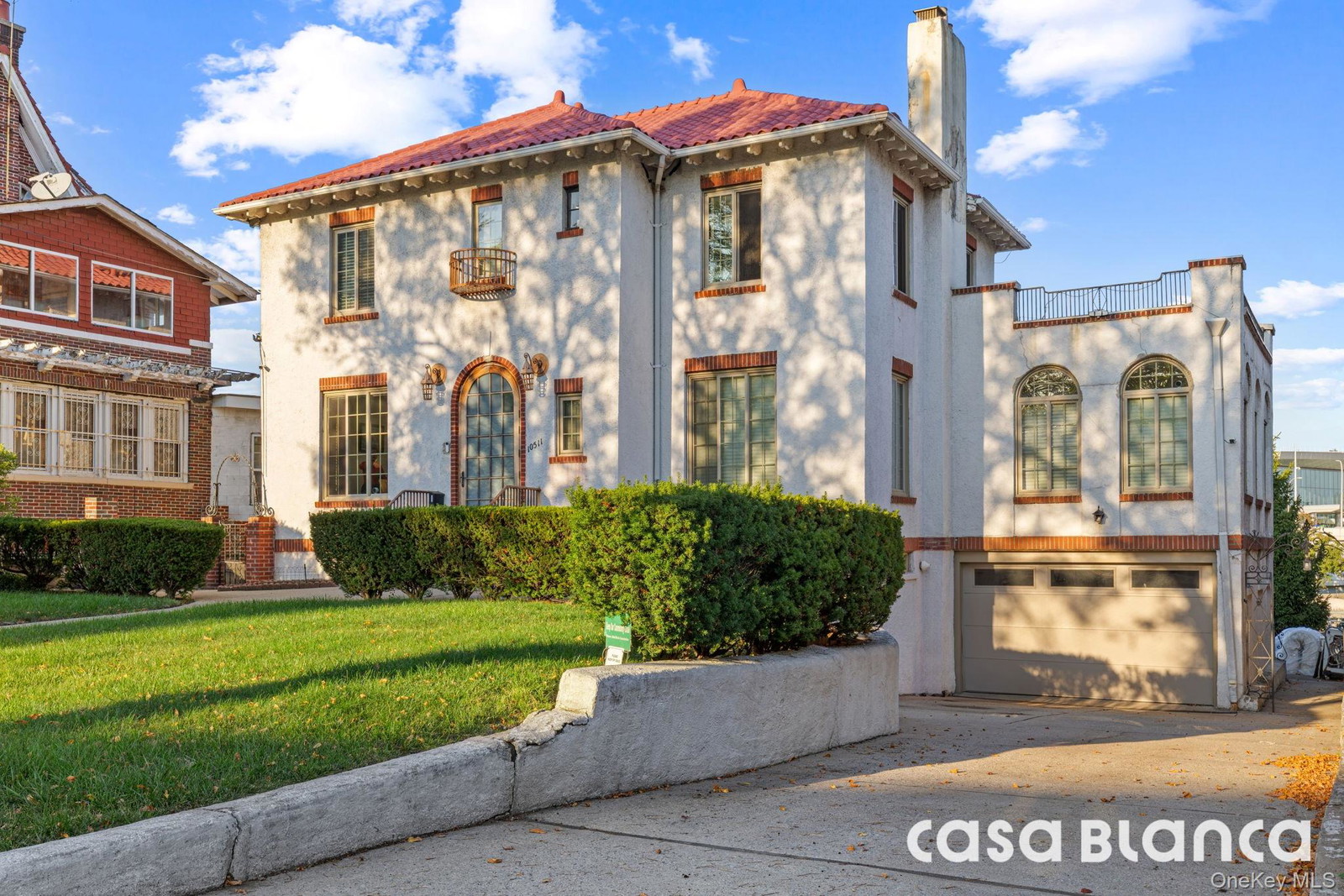 10511 Ditmars Blvd