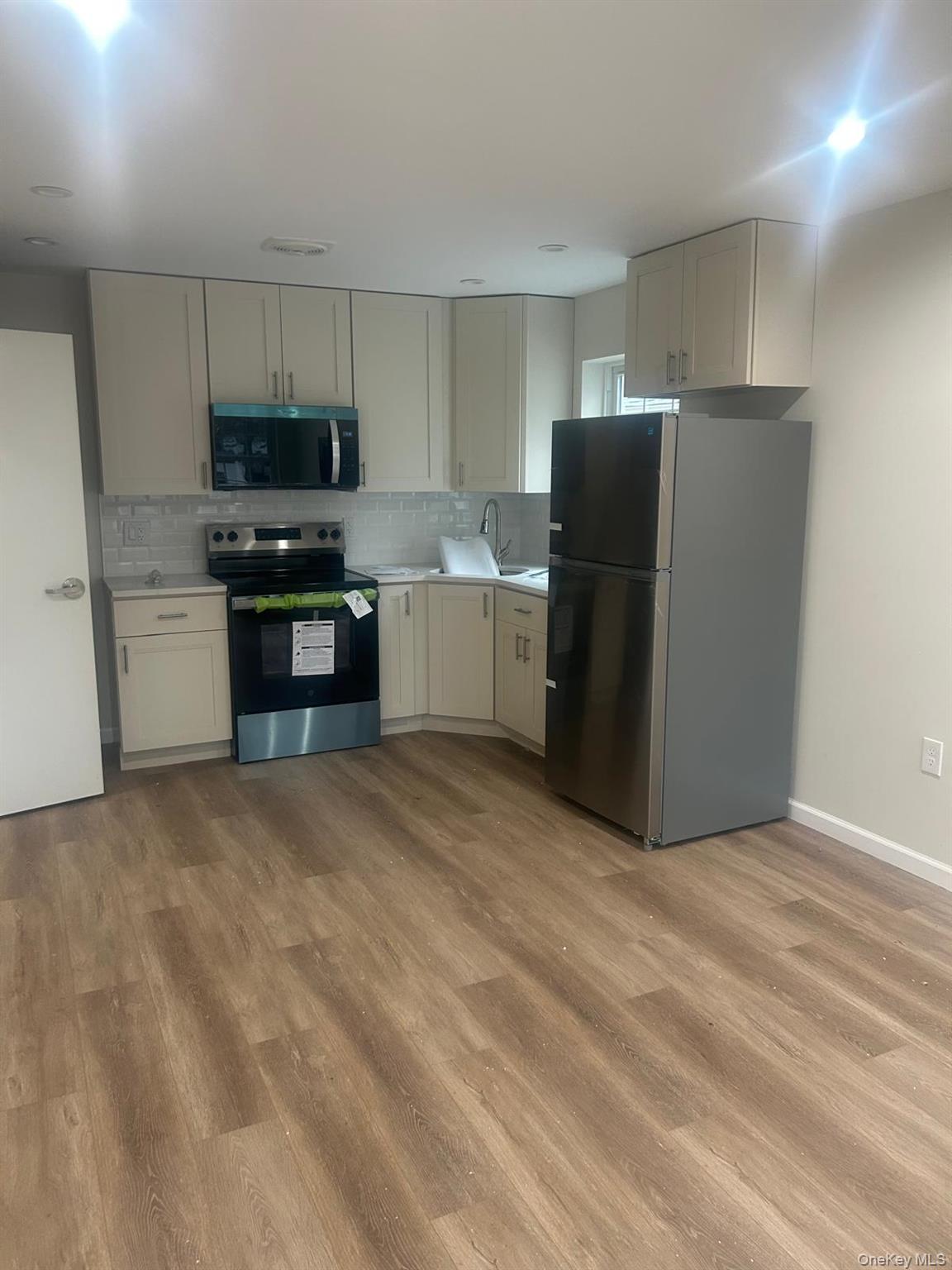 332 Underhill Ave Unit 1