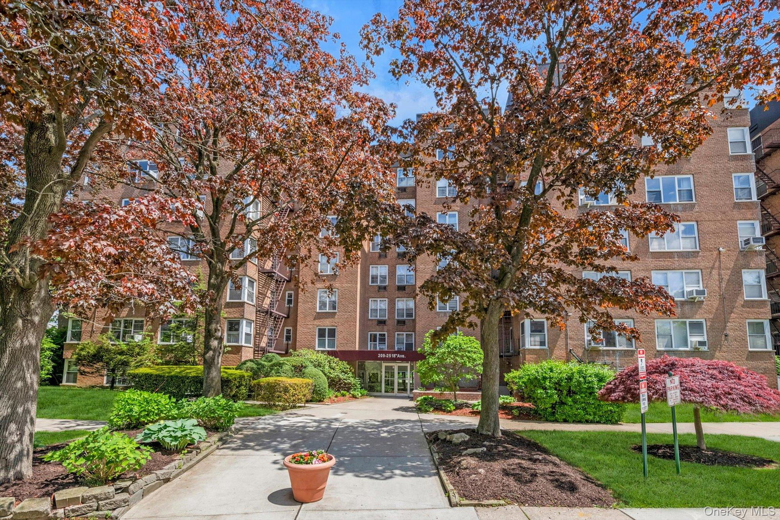 20925 18th Ave Unit 3K