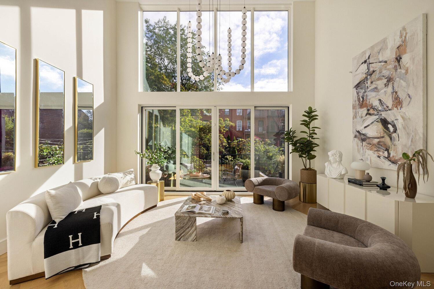 33 Irving Pl