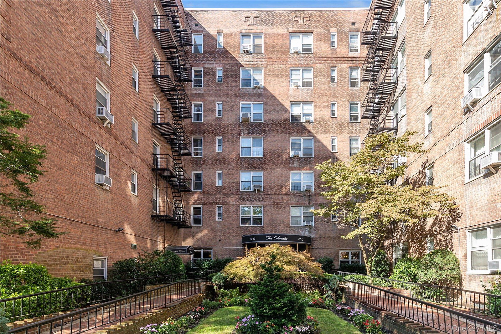 6712 Yellowstone Blvd Unit B15