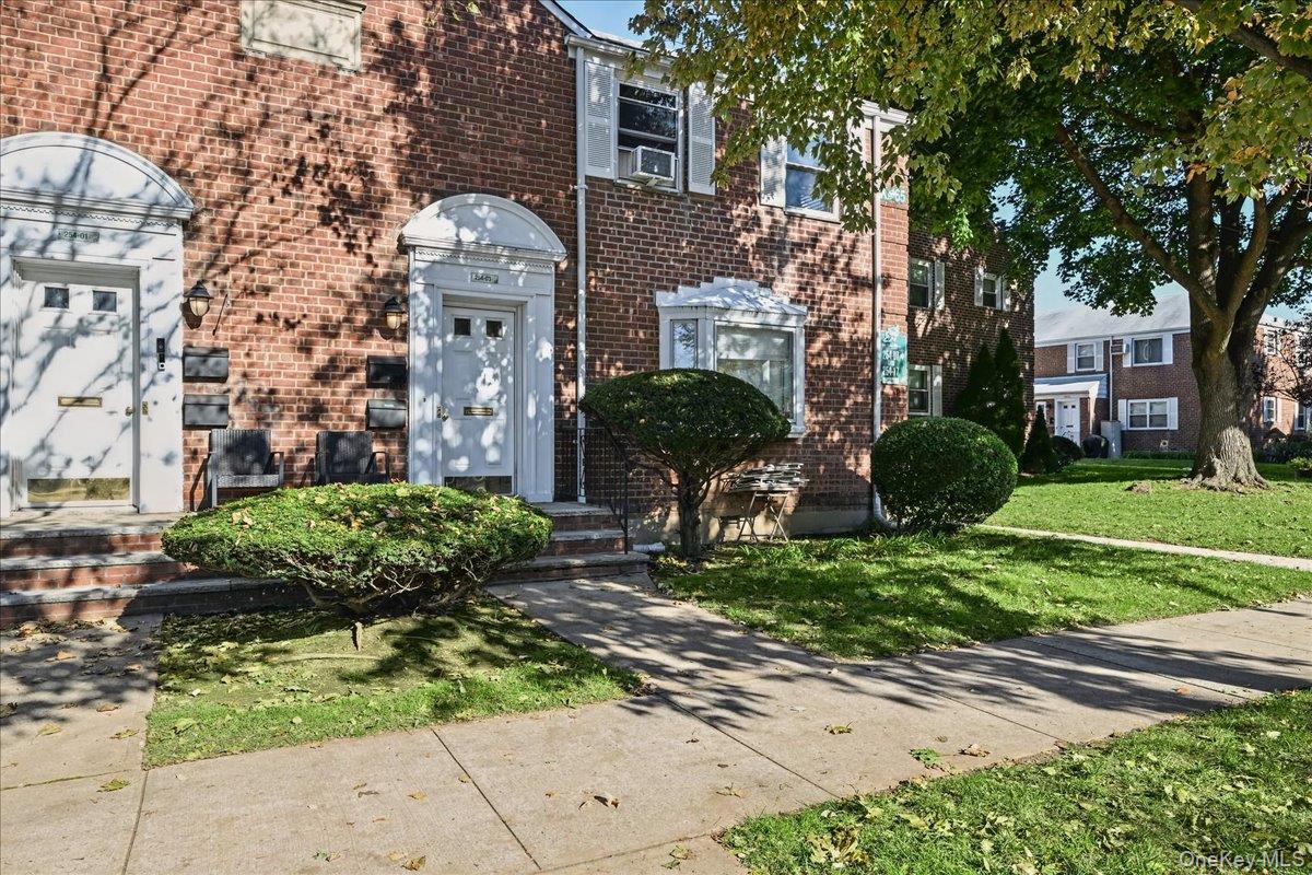 25403 74th Ave Unit B