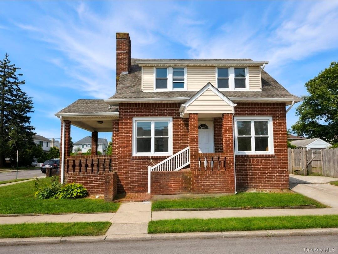 509 Cedarhurst Ave