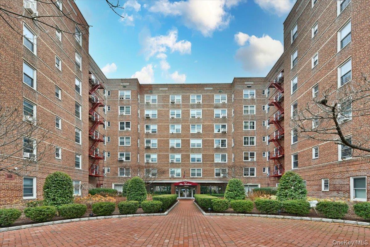 6411 99th St Unit 116