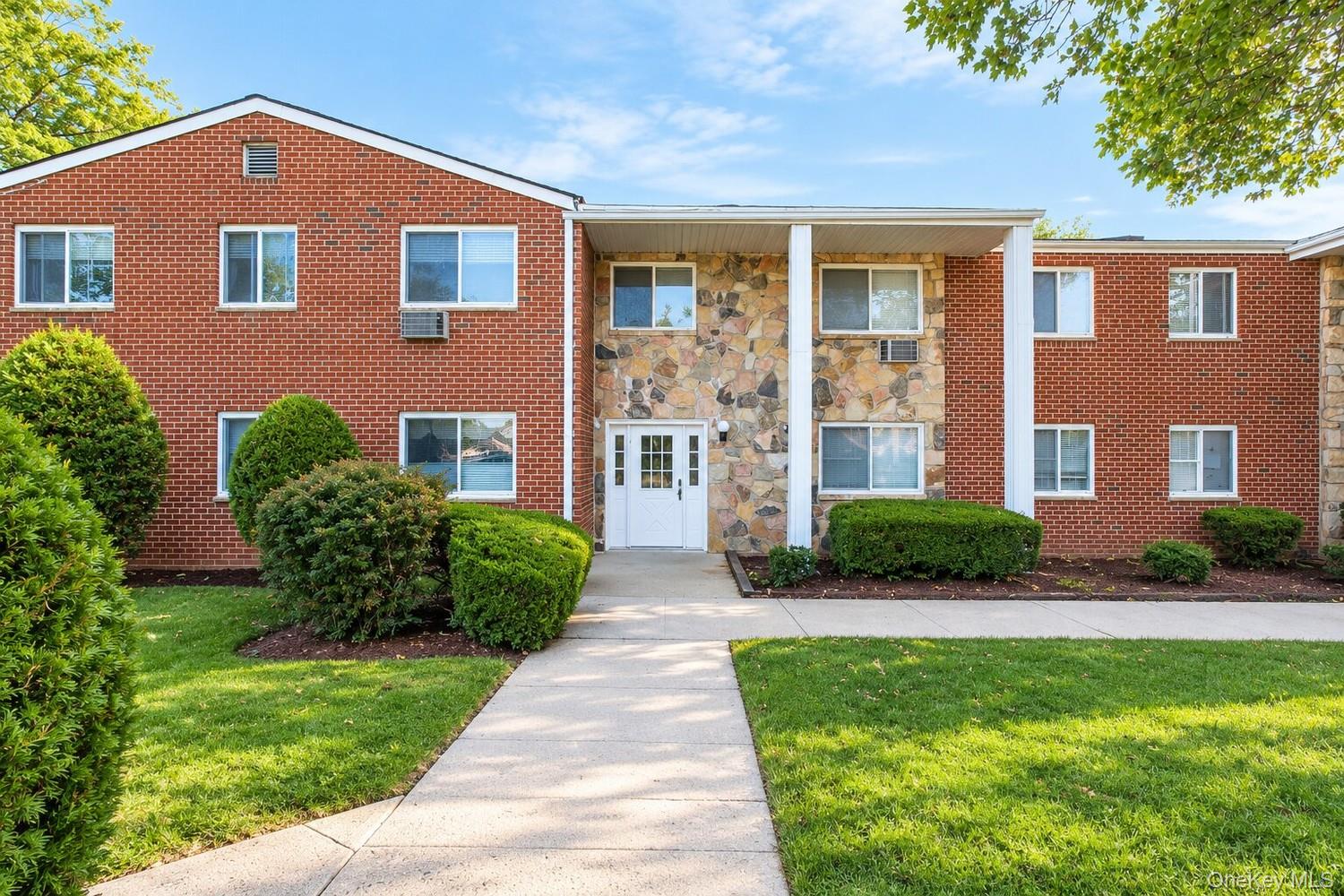 9 Gadsen Pl Unit 1B