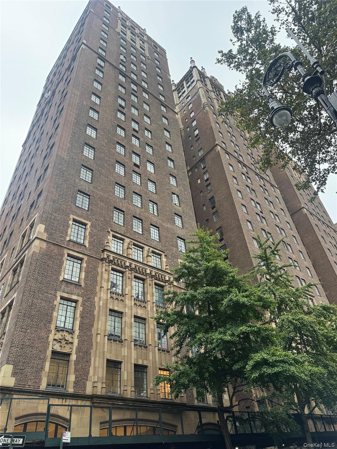 45 Tudor City Place Unit 1616