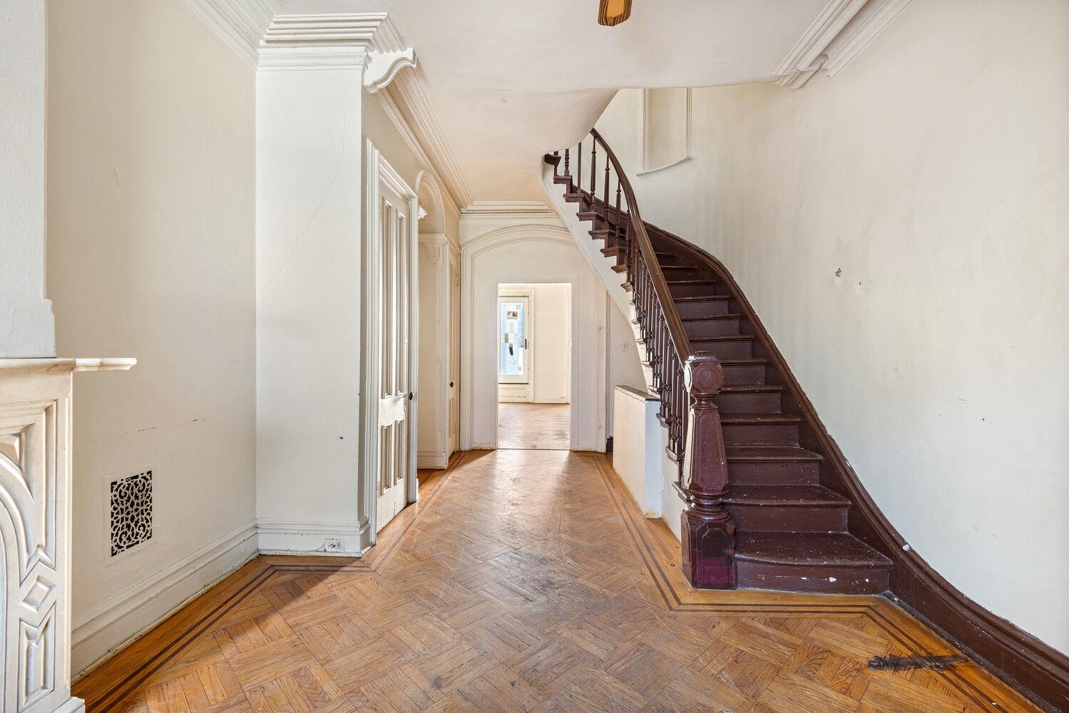 120 Cambridge Pl