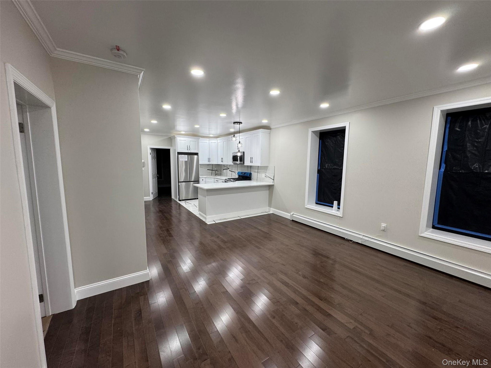 483 Ashford St