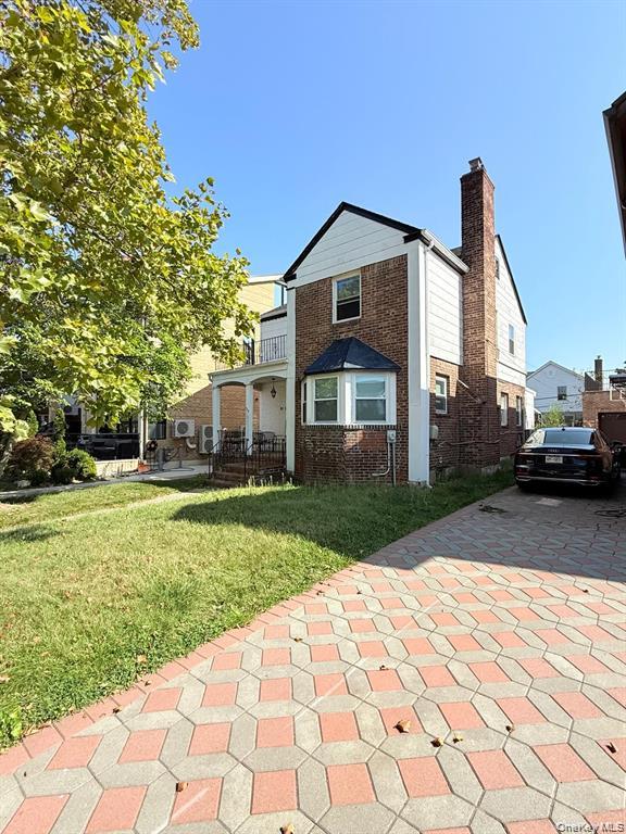 81-15 189th Street