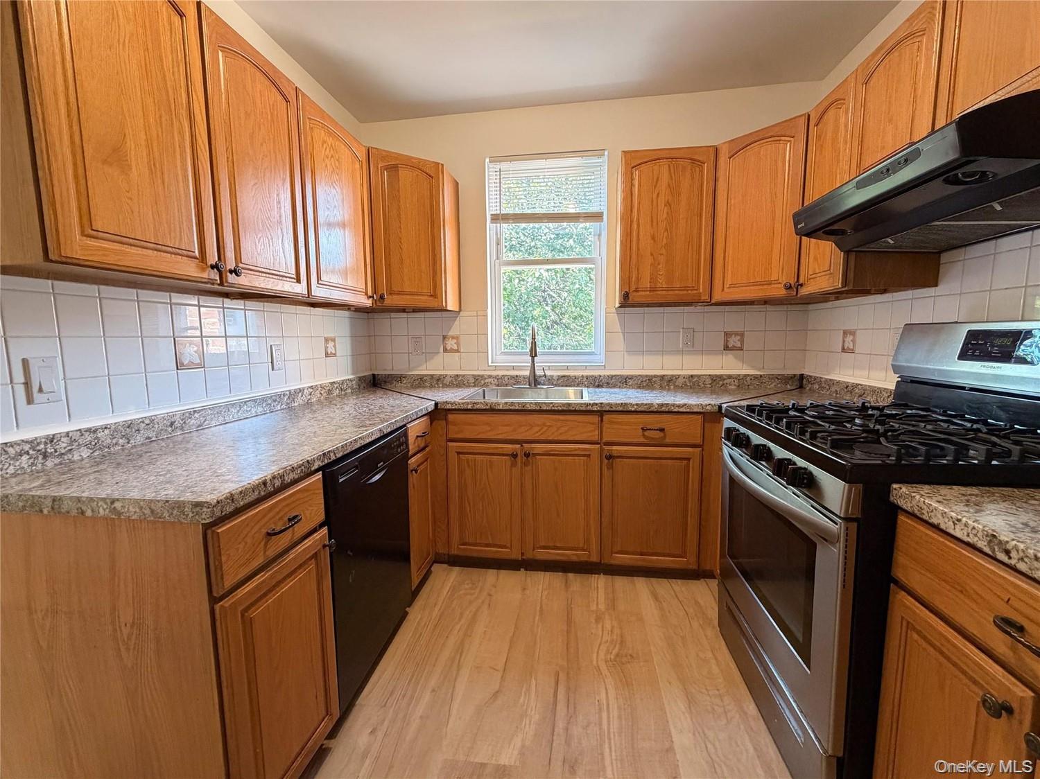 3232 60th St Unit 2