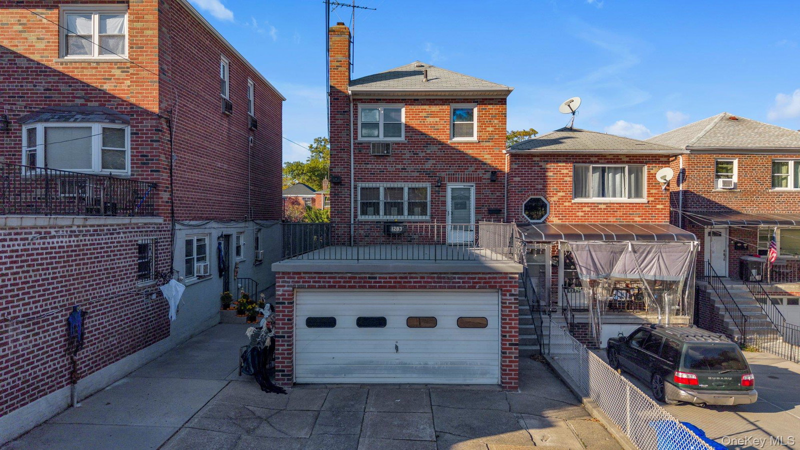 1283 Neill Ave