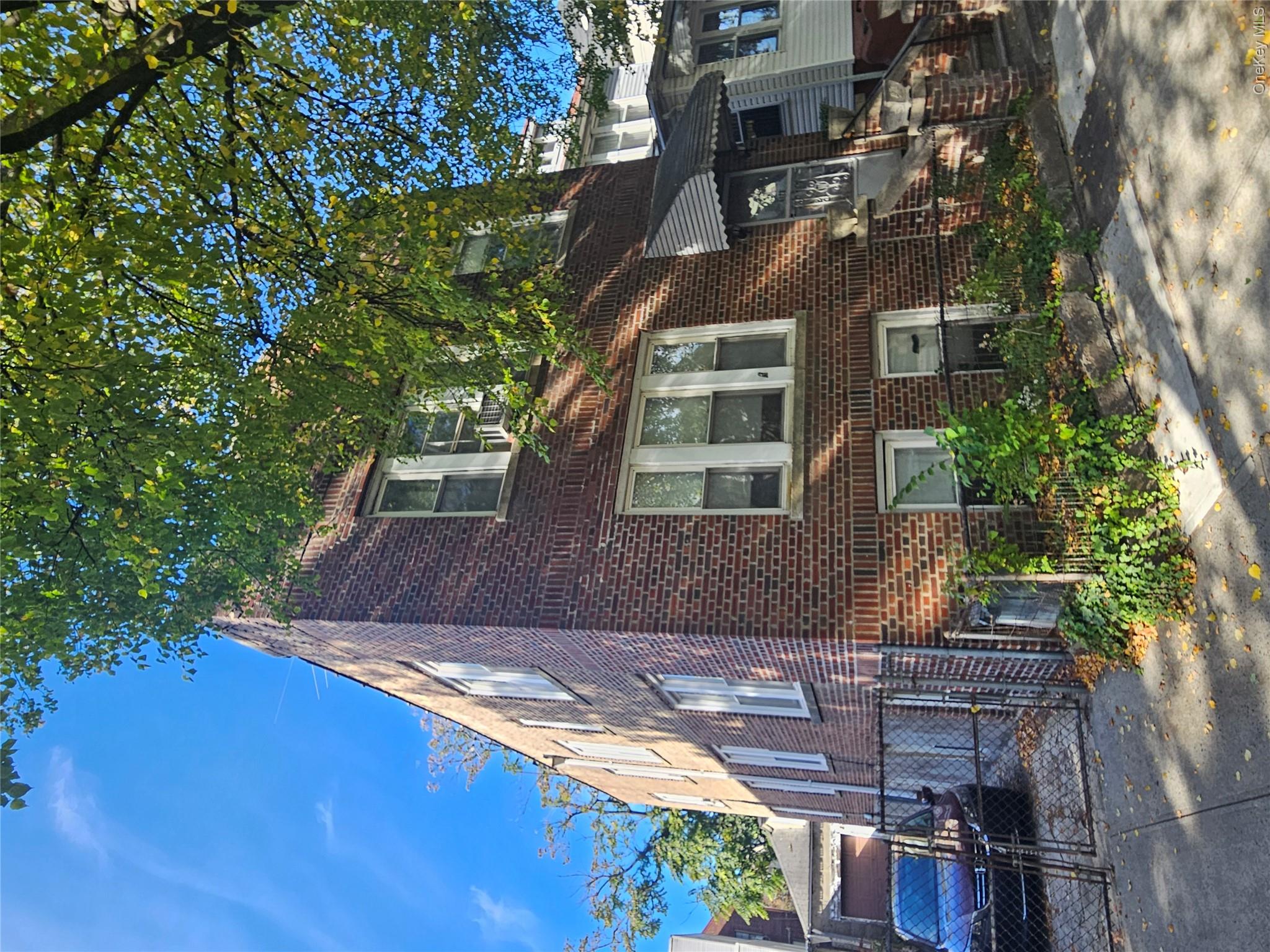 4123 Boyd Ave